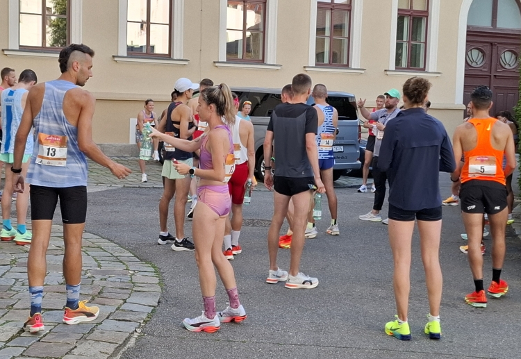 RunCzech půlmaraton 2025 – zákulisní pohled z České