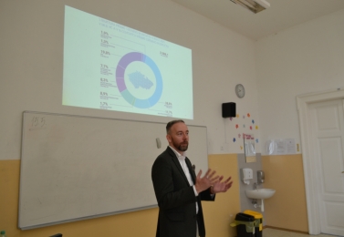 Jak omezit daňové úniky? Debata s odborníkem z Ministerstva financí