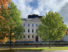 Pozvánka na rodičovské schůzky 19. 11. 2019