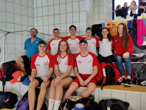 Plavci ukončili sezónu v krátkém bazénu na ZMČR v Plzni